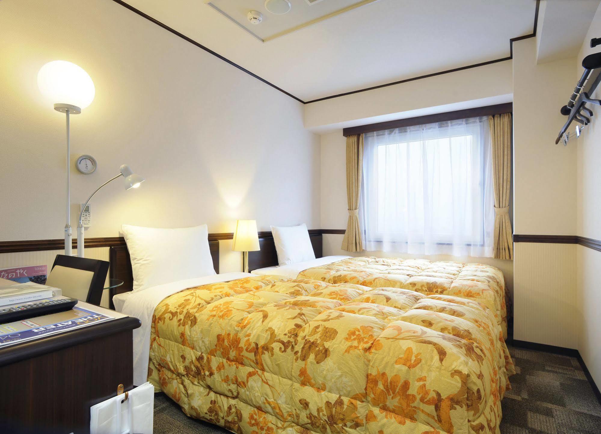 Toyoko Inn Osaka Jr Noda Ekimae מראה חיצוני תמונה